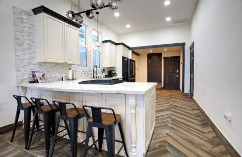 The Black and White House - Foto 33