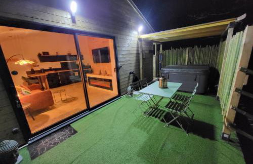 Cabanes en Loire, Gite & SPA en pleine nature - Foto 14