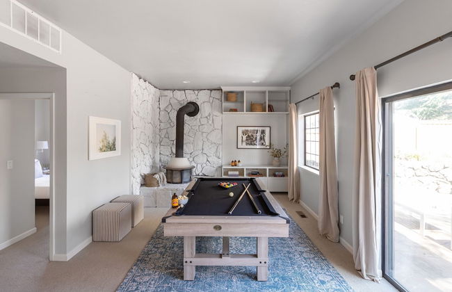 Jasmine by Avantstay Entertainers Paradise w Hot Tub Pool Table Large Patio - Foto 3