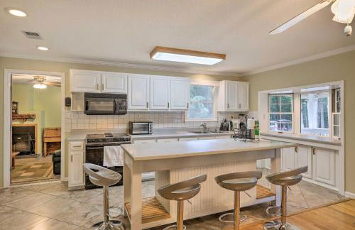 McDonough Getaway with Private Lake on 24 Acres - Foto 9