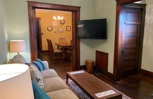 Red Brick Inn - Walk to the Falls, the Casino and all Downtown Restaurants - Photo 5