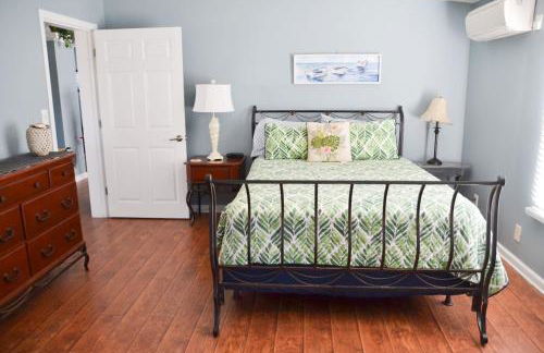 3BR Cottage Waterfront Wade Creek Fishing Boating - Foto 13