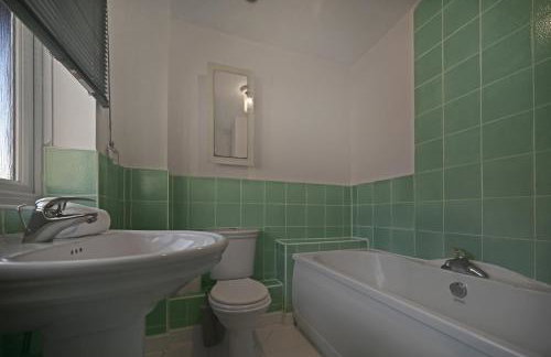 4Bed House MK - Foto 5