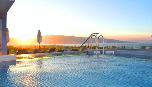 Naval villa-Panoramic villa with heated pool on the roof - Foto 1