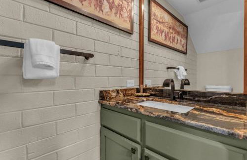 Park Ave Condo Pool Access Near Skiing - Photo 27