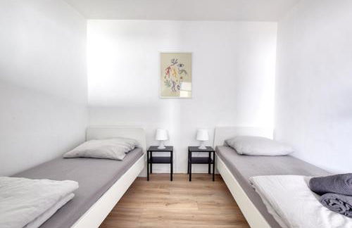 MONTEUR - Unterkunft für bis zu 7 Personen in 63456 Hanau - HU09 - Foto 1