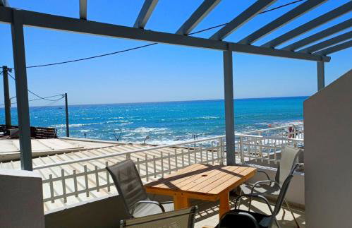 En Plo Studios & Apartments - Photo 7