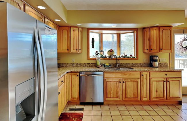 Lured by the Lake - Foto 13