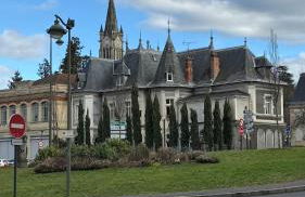 T2 neuf centre ville la tour du pin-Clim-parking-gare - Foto 14