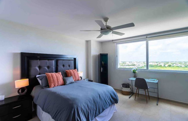 MAREA Beachfront 2 BDR - Stunning Oceanview - Photo 3