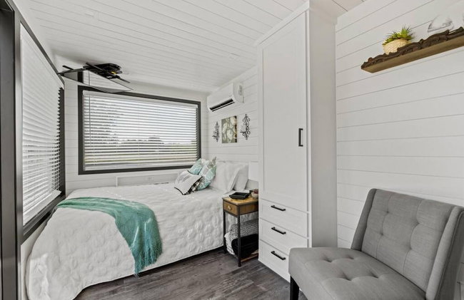 New Wilderness Hideout-cozy Container Home - Foto 7