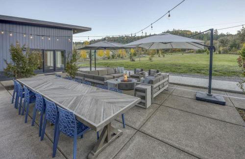 Green Acres - Serene Luxury Wine Country Retreat - Photo 21