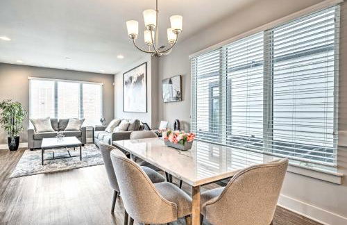 Modern Indianapolis Home with Skyline Views - Foto 7