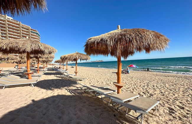 3BR Ground Floor Condo With Direct Pool Access - Foto 58