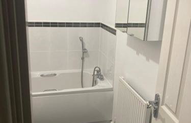 Entire 3 bedroom deluxe house - Foto 35