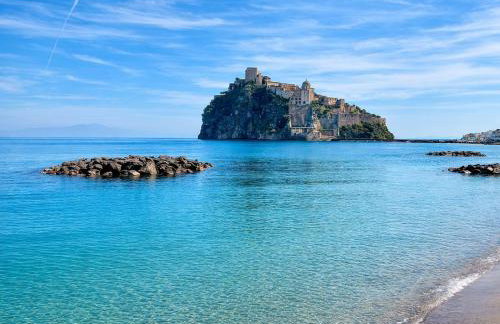 Beach House Ischia - Seafront & Aragonese Castle View - - Foto 58
