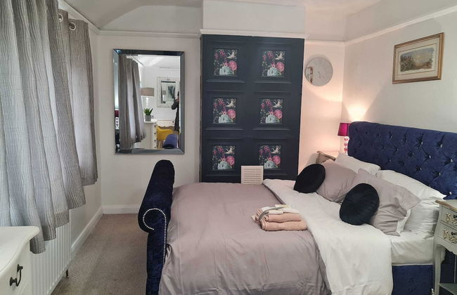 Immaculate 3-bed House in Middleton - Foto 1