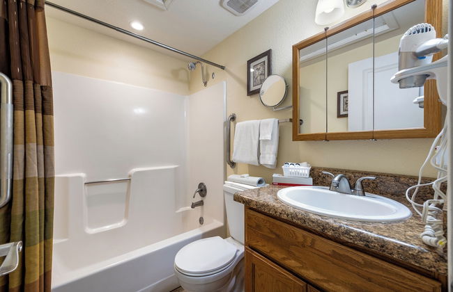 Roundhouse Resort - Photo 50