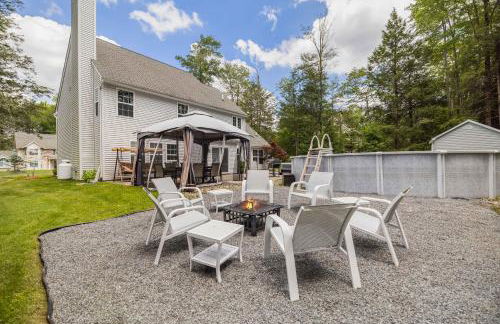 Poconos Retreat Hot Tub, Pool, Theater EV chrg & more - Foto 8