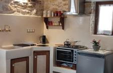 Hatzanario Apeiranthos - Photo 9