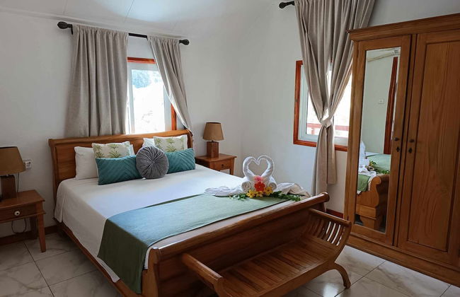 Lucy's guesthouse - Photo 15