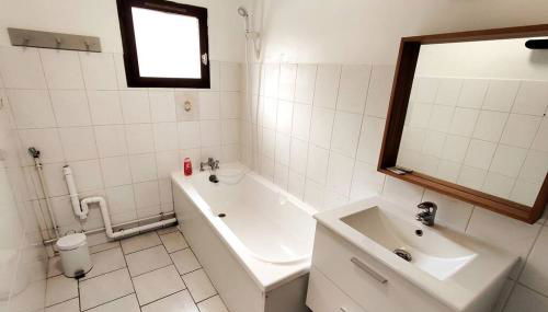 Spacieux T2 proche tribunaux - Foto 3