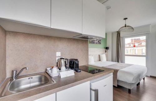 All Suites Appart Hôtel | Palaiseau - Massy TGV - Foto 39