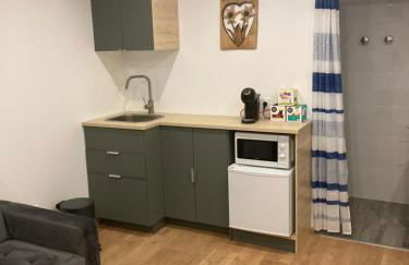 Un studio dans notre chalet - Foto 6