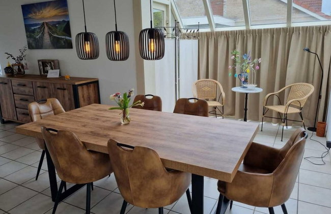 Appealing Bungalow With Garden - Photo 56