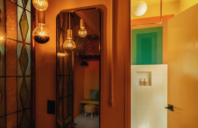 MOOD HAUS by DW - 70's Retro Stays - Photo 45