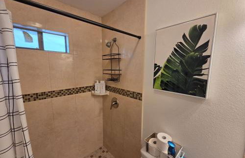 Cozy Apartment Near University Dr - Foto 16