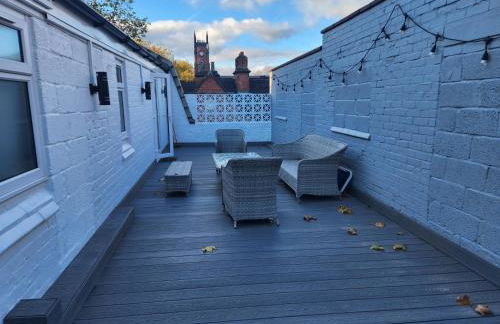 Derby City Centre Apartment With Roof Top Hot Tub - Foto 60
