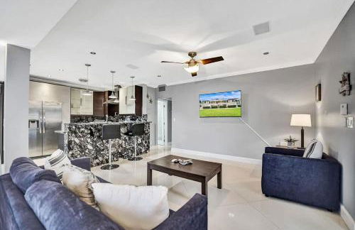 Beach Isles Modern 1BR Waterfront Apartment with Patio - Foto 9