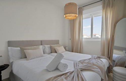 Palm Beach Residency - Beachside with Free Parking - Photo 25