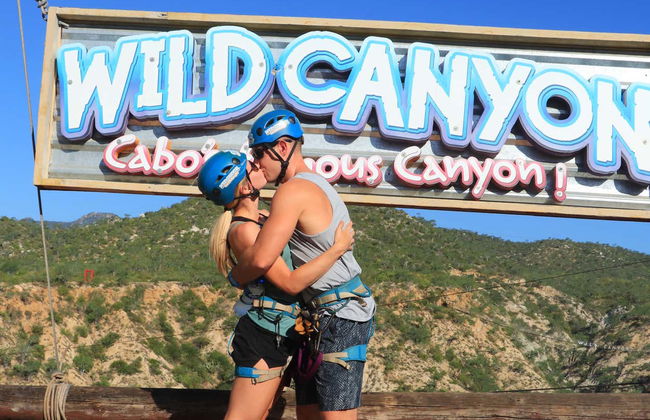 Monster Ziplines Ticket - Foto 4