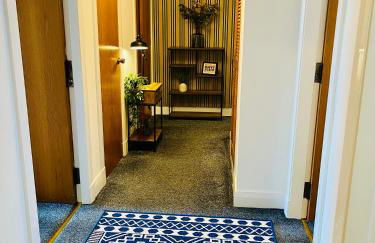 Central, Modern Apartment - Private Terrace - Dog Friendly - Photo 20