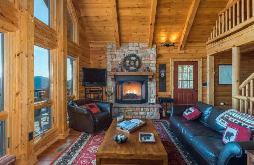 Above the Clouds Log Cabin, Hot Tub & Views! - Photo 11