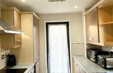 ParkCentral Birmingham City Centre - near Chinatown - private gated free parking - Photo 18