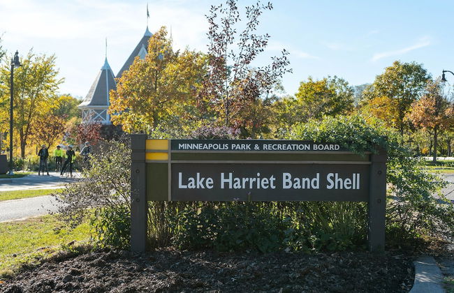 Lyndale Bungalow - Photo 30