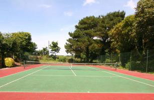 Putsborough Manor 3 Self Catering Cottages with Beach a short walk, dog friendly all year, On site Tennis, Play Area, Paddock, Spa baths, BBQ, Private Gardens, Superfast WIFI - Photo 5