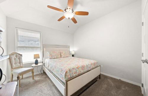 Modern OKC Retreat Half Mile to Plaza District - Foto 32