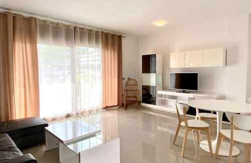 Chalet moderno con piscina en Mont - roige Bahia - Foto 9