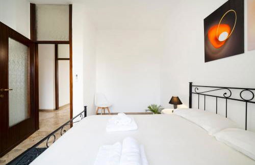 Milano Malpensa 5' - FreePark, Wifi, AC - 3 Suite - Foto 43