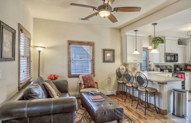 2brdowntown Occmountain Views & Grill - Photo 15