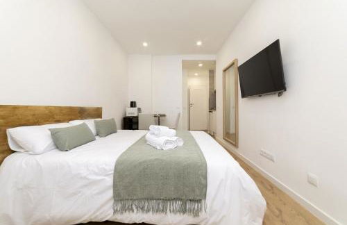 Luxury III - Ferga Suites - Photo 1