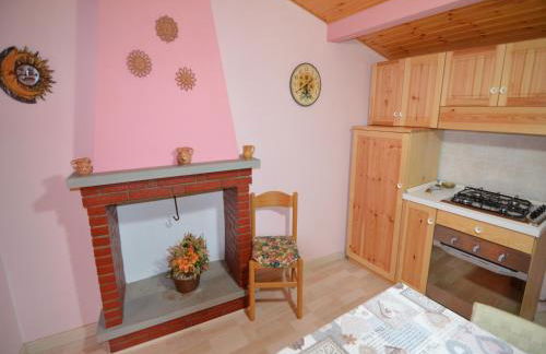 Cozy 2-Bed Apartment, Petrella - Foto 11