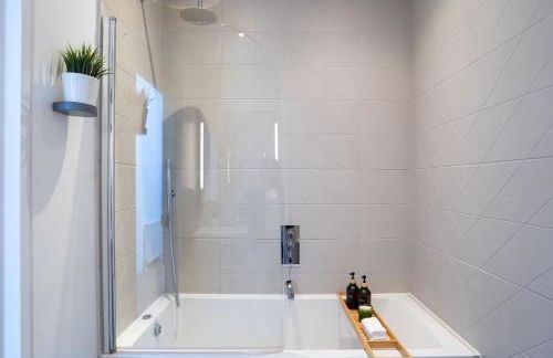 Modern 2-Bed Apartment Near ExCeL & O2 - Accommodates up to 4 Guests Max - Foto 19