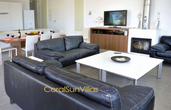 Blue - Beach Front Spectacular Villa Sleeps 10 - Foto 18