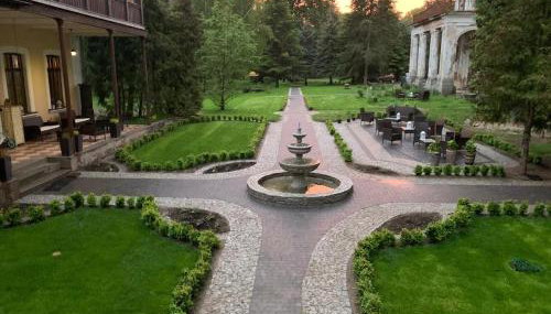 Pałac Sapetów - Foto 2, Garden view