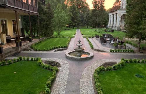 Pałac Sapetów - Foto 2